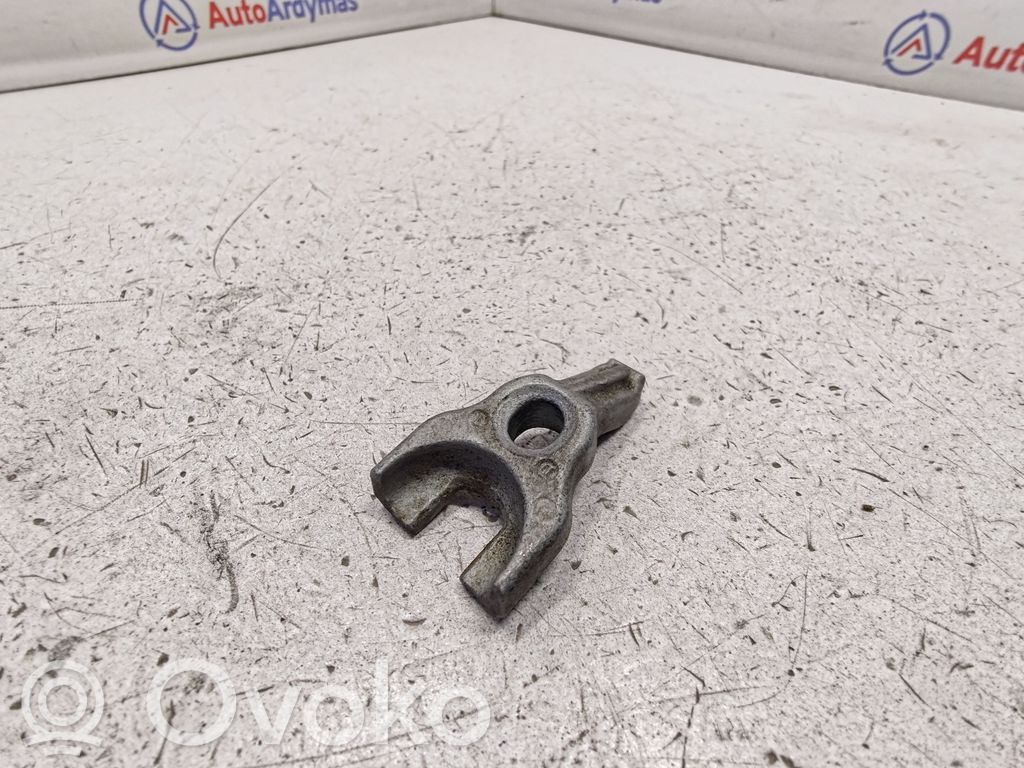 BMW 7 F01 F02 F03 F04 Sprauslas turētājs/pleciņš 