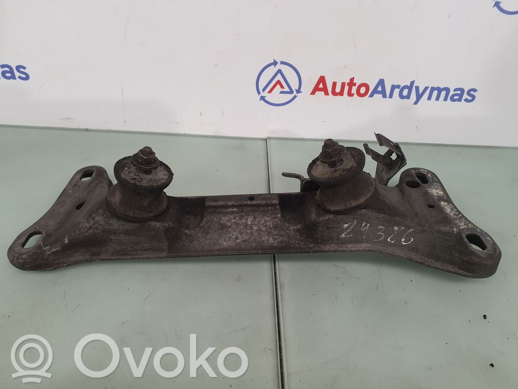 Gearbox mounting bracket   6768555,22316768555