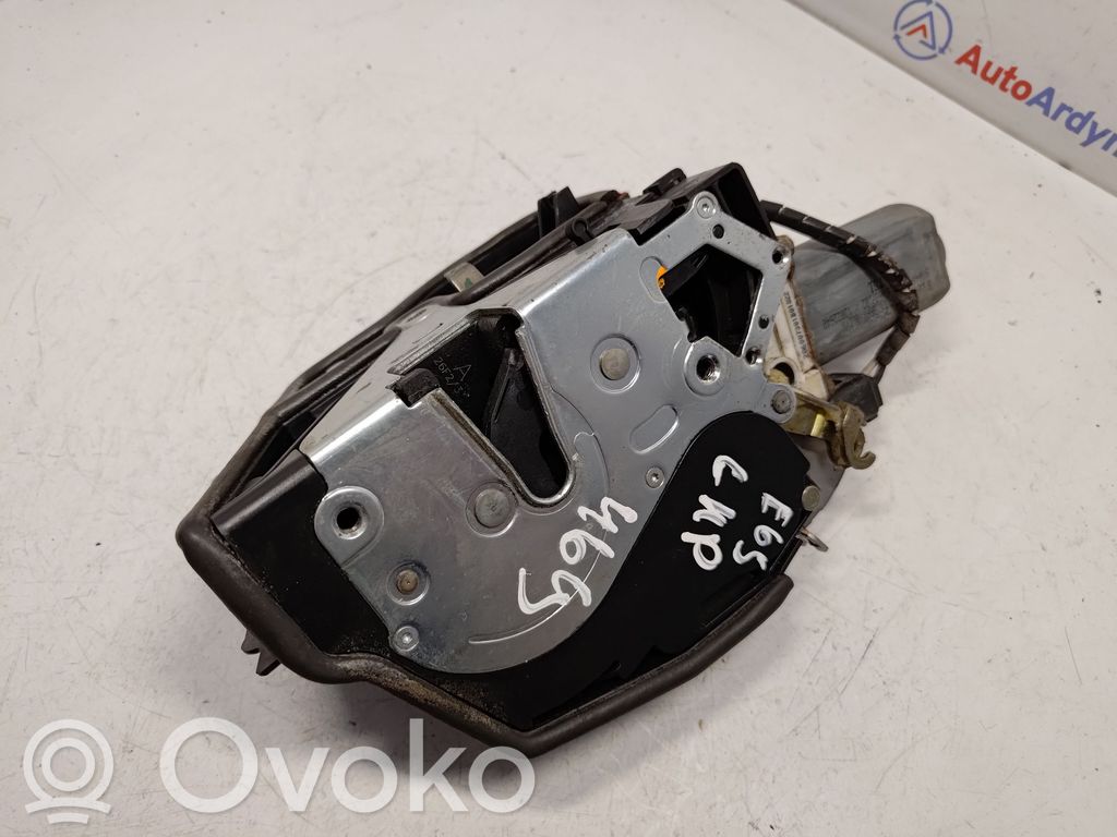 BMW 7 E65 E66 Takaoven lukko 