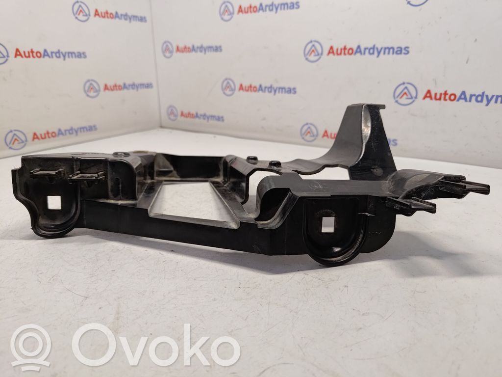 Headlight/headlamp mounting bracket   224568,63126927798