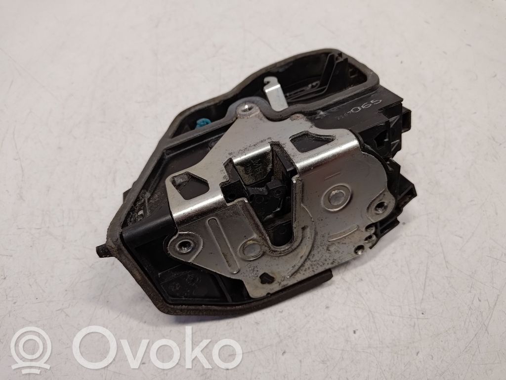 BMW 5 E60 E61 Front door lock 