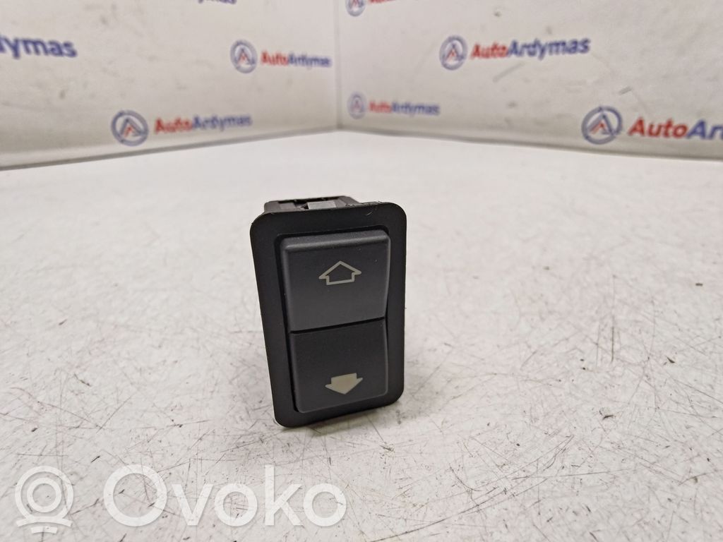 Electric window control switch   8368974,61318368974