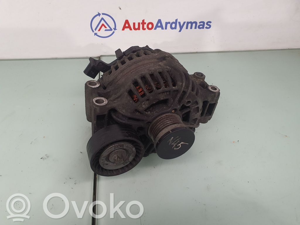 BMW 1 E81 E87 Generator/alternator 