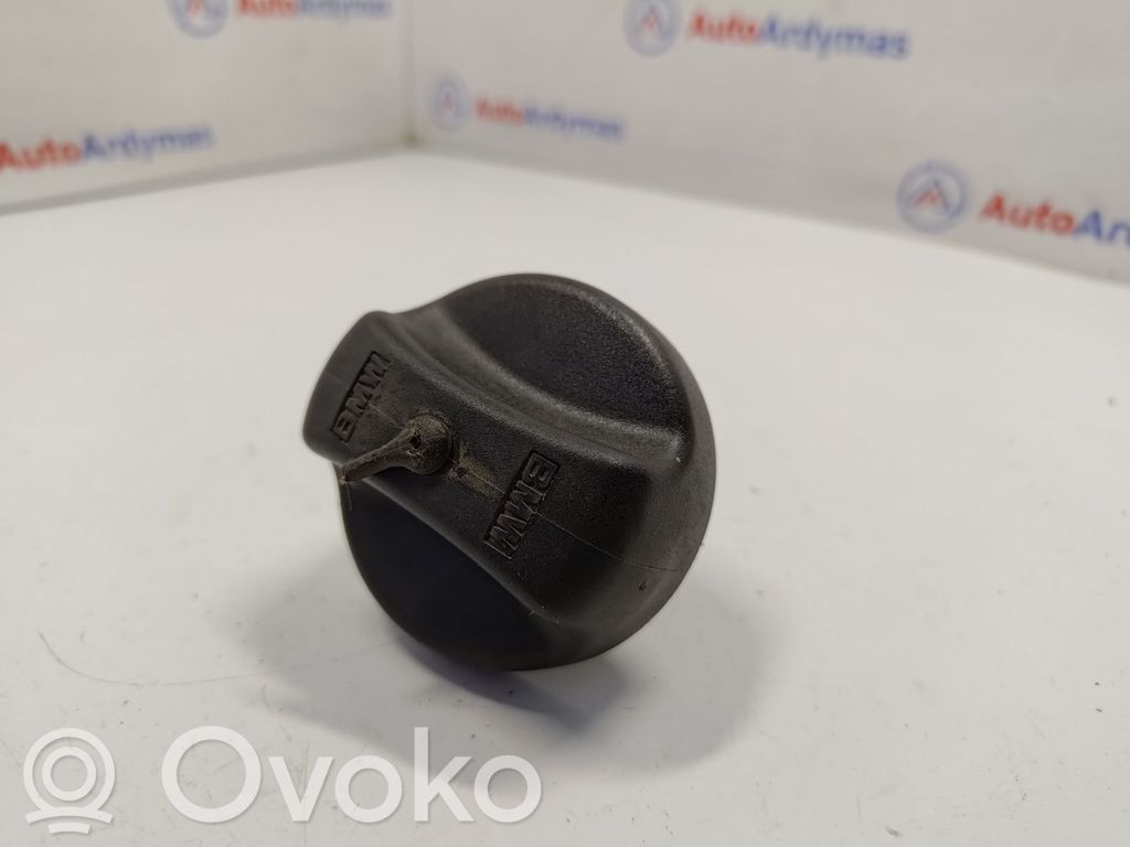 BMW 3 E90 E91 Fuel tank filler cap 