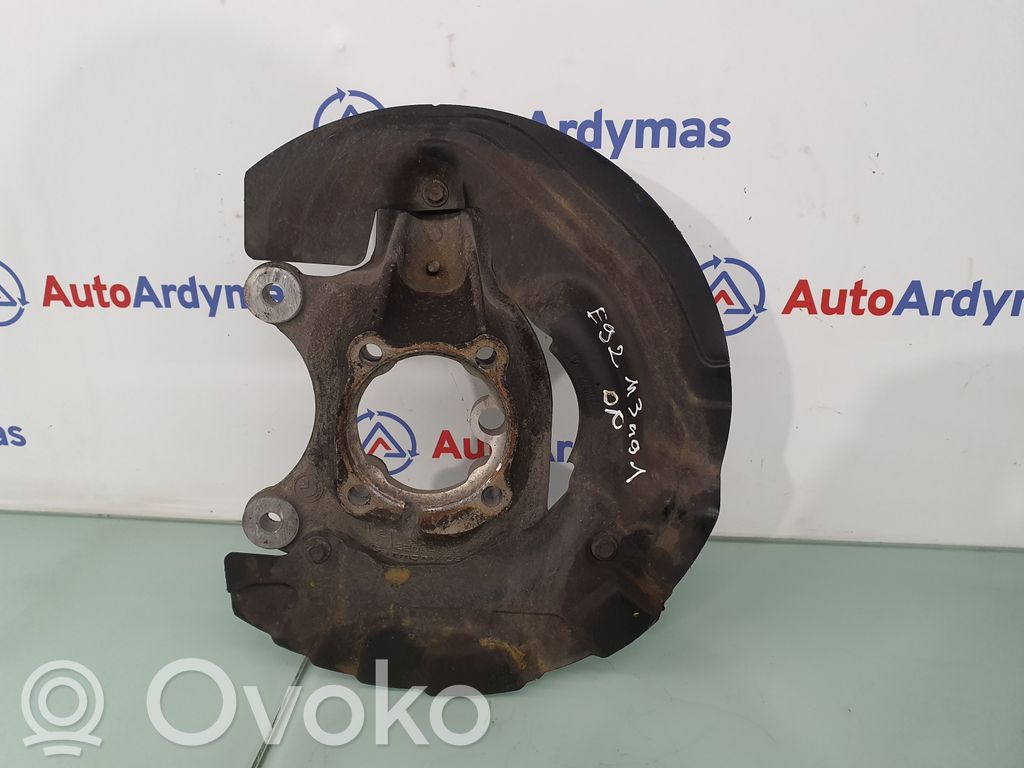 BMW M3 Achsschenkel vorne 