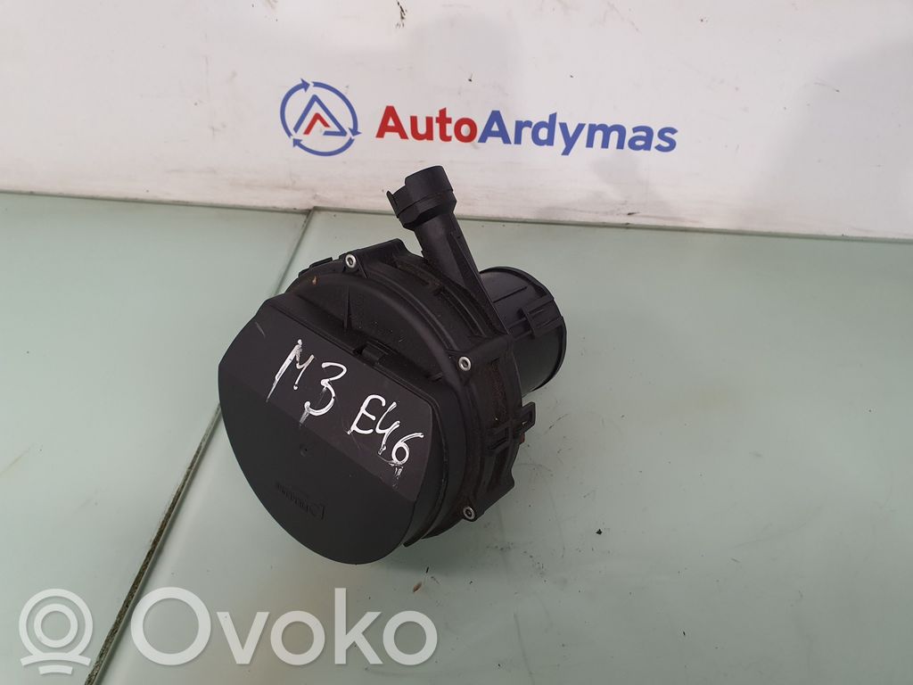 BMW M3 Sekundärluftpumpe 