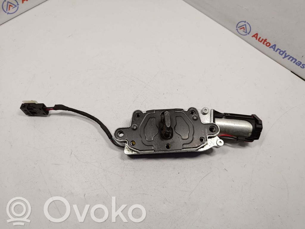 BMW X5 E70 Tailgate lock latch 