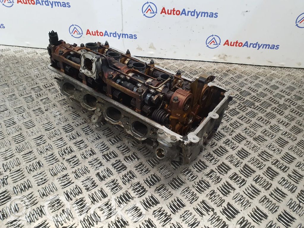 BMW 7 E65 E66 Engine head 
