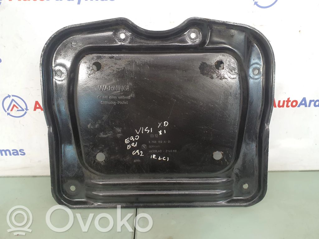 Placa protectora/protector antisalpicaduras motor   6795159,31116795159,31116768982