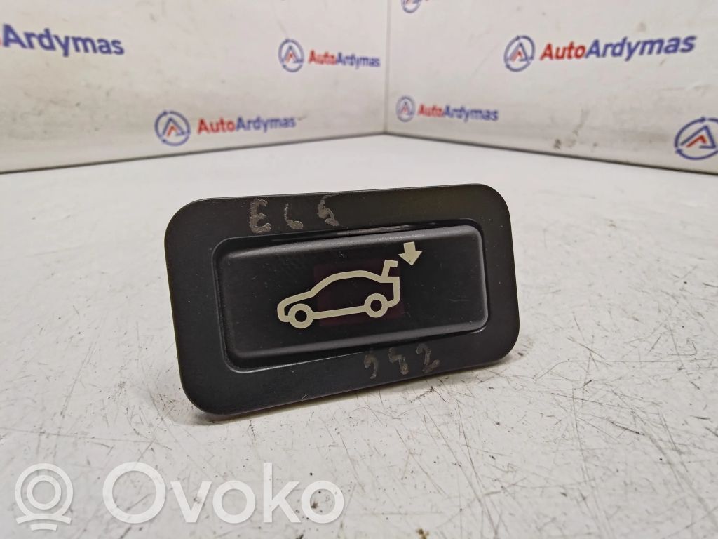 BMW 7 E65 E66 Tailgate/boot open switch button 