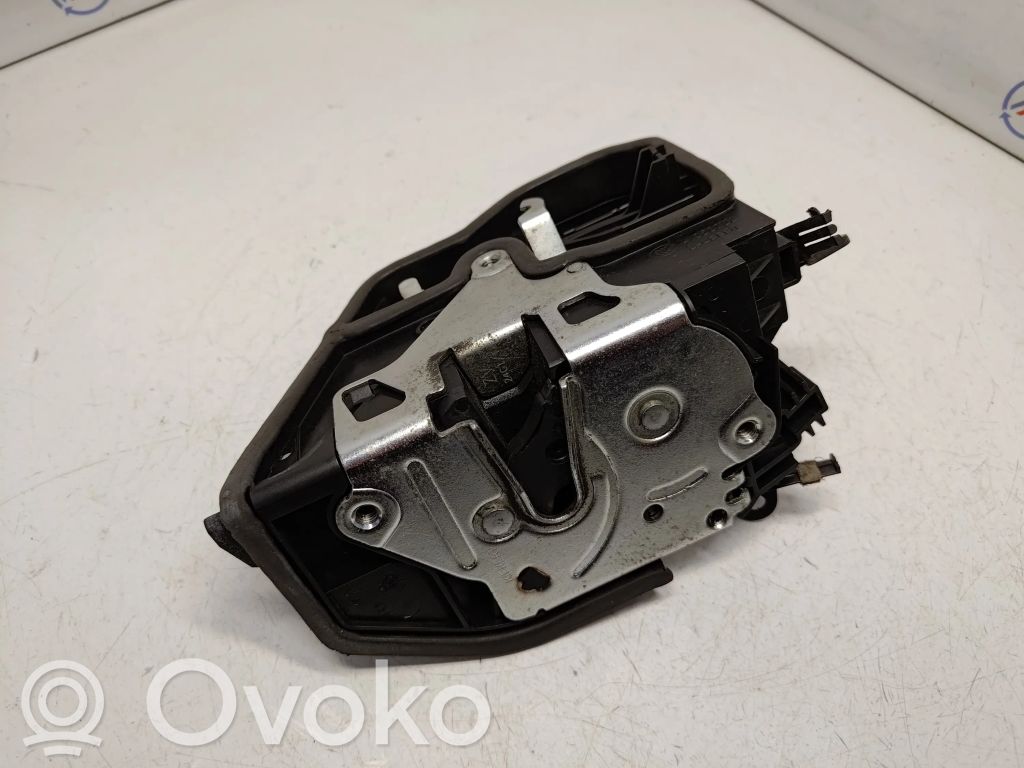 BMW 3 E92 E93 Zamek drzwi przednich 