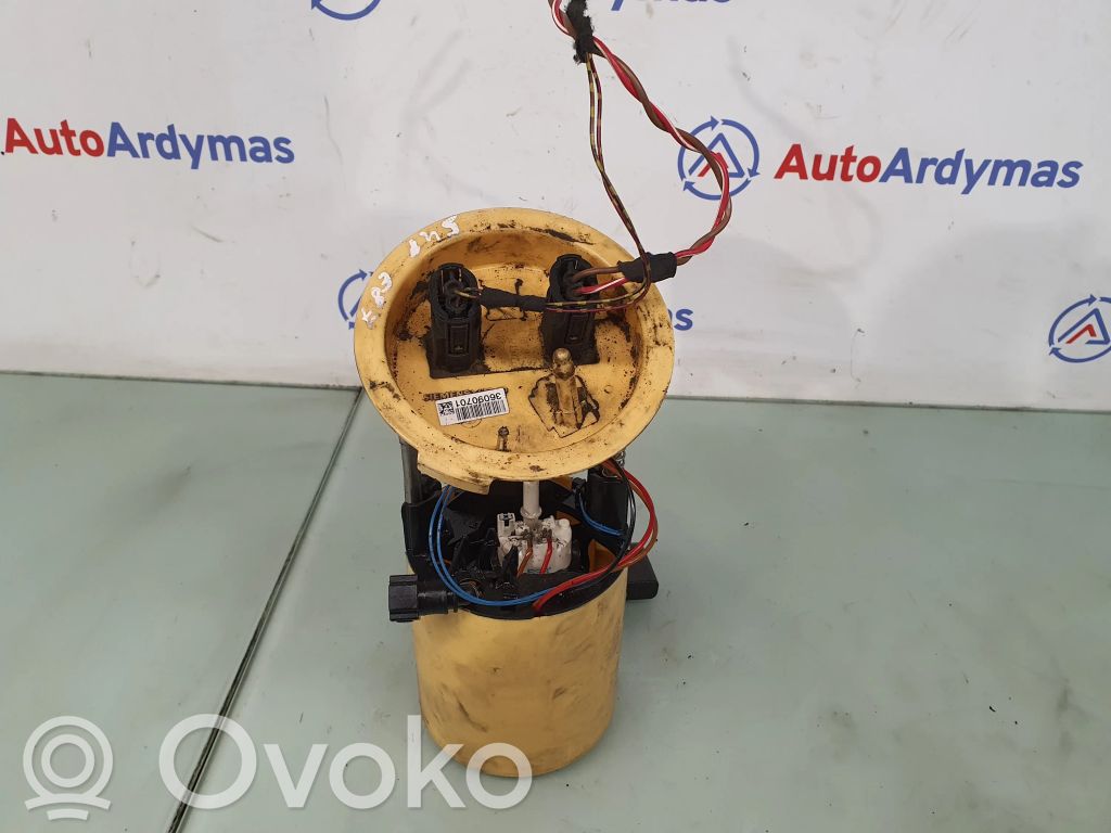 BMW 1 E81 E87 Bomba interna de combustible 