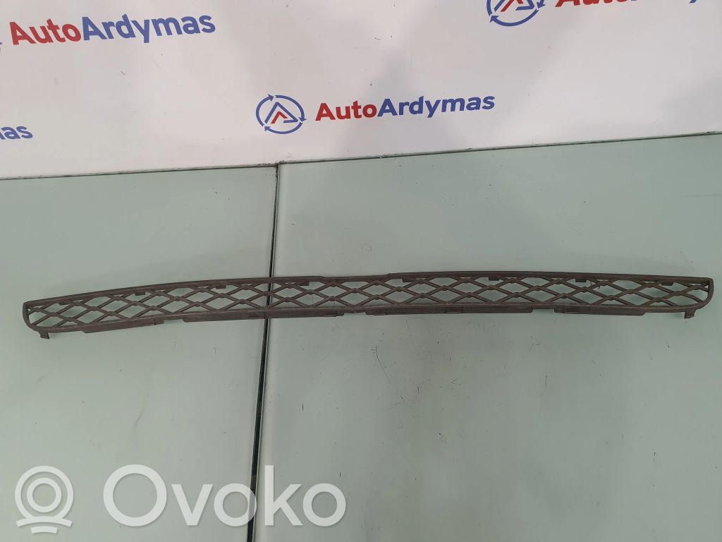 BMW X5 E70 Front bumper upper radiator grill 