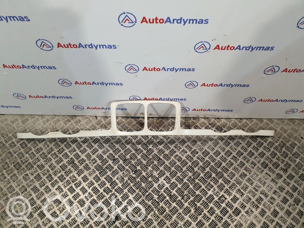 BMW 5 E34 Cita virsbūves detaļa 