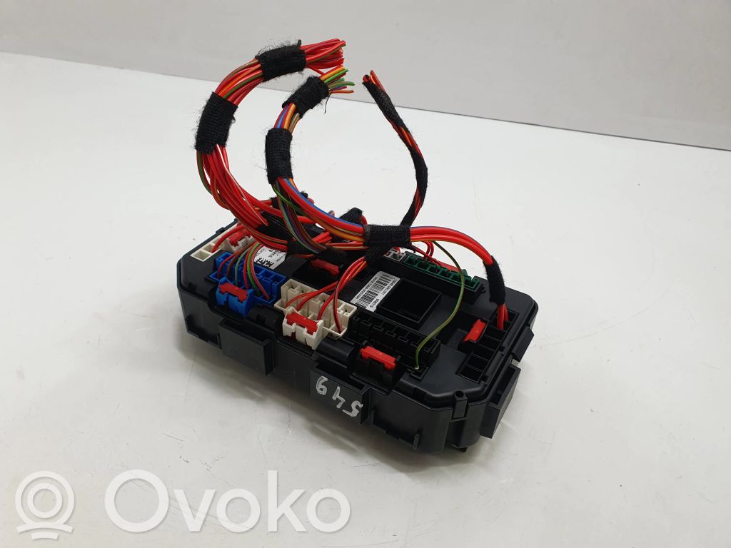 BMW 3 F30 F35 F31 Fuse module 