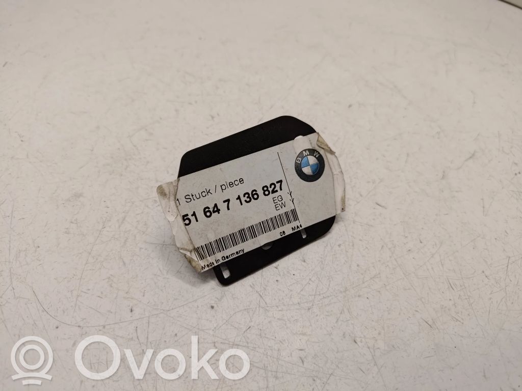 BMW 3 E90 E91 Support phare frontale 