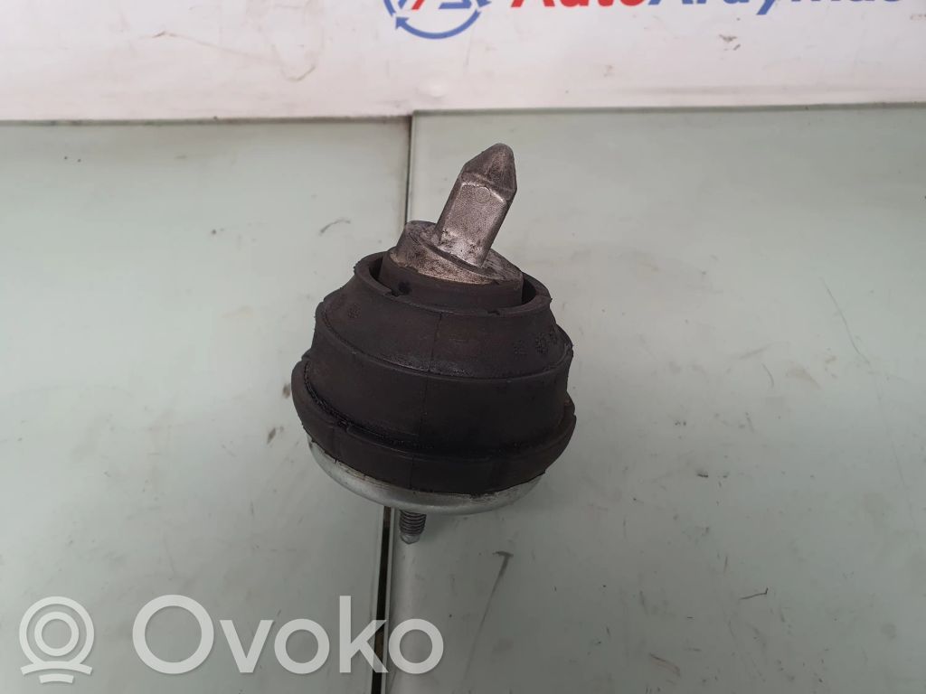 Engine mount bracket   22111096514