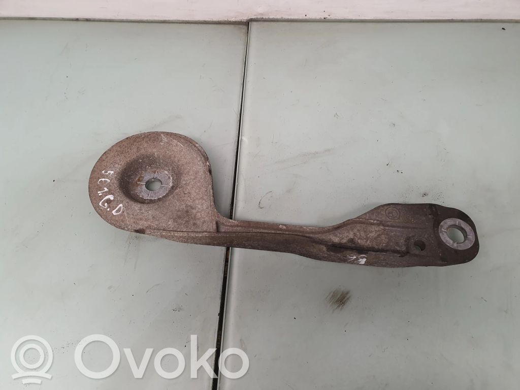 BMW X5 E70 Cits aizmugures šasijas elements 