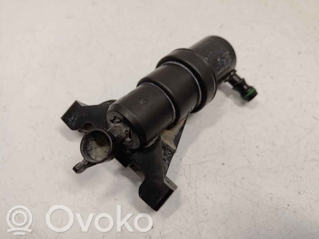 BMW 7 E65 E66 Headlight washer spray nozzle 