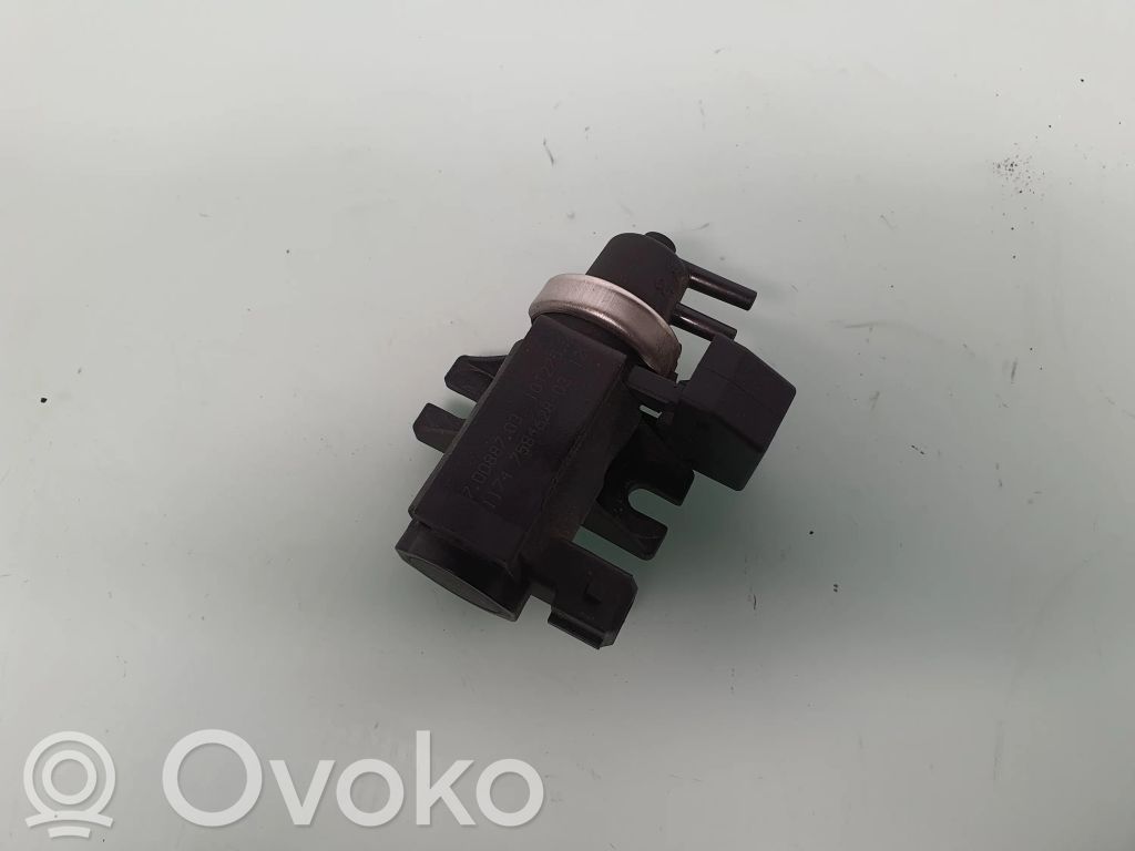 BMW 5 E39 Vacuum valve 