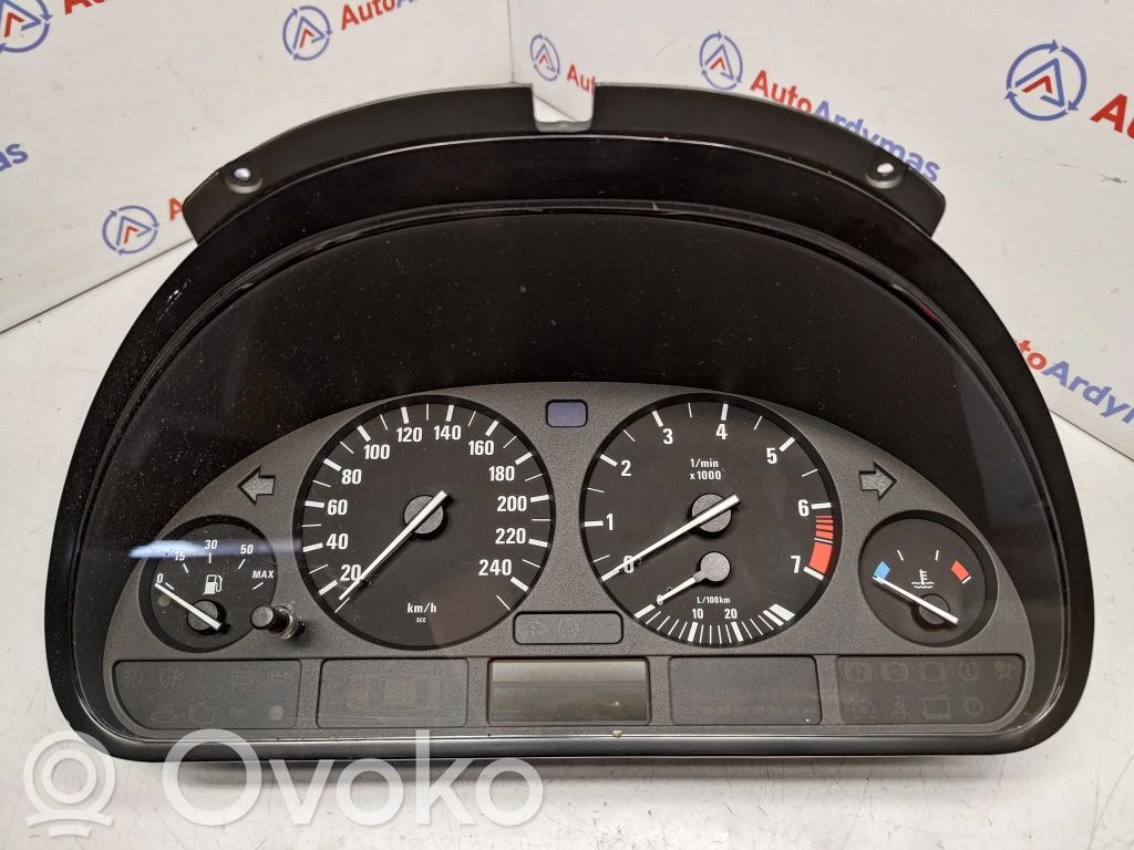 BMW 5 E39 Spidometrs (instrumentu panelī) 