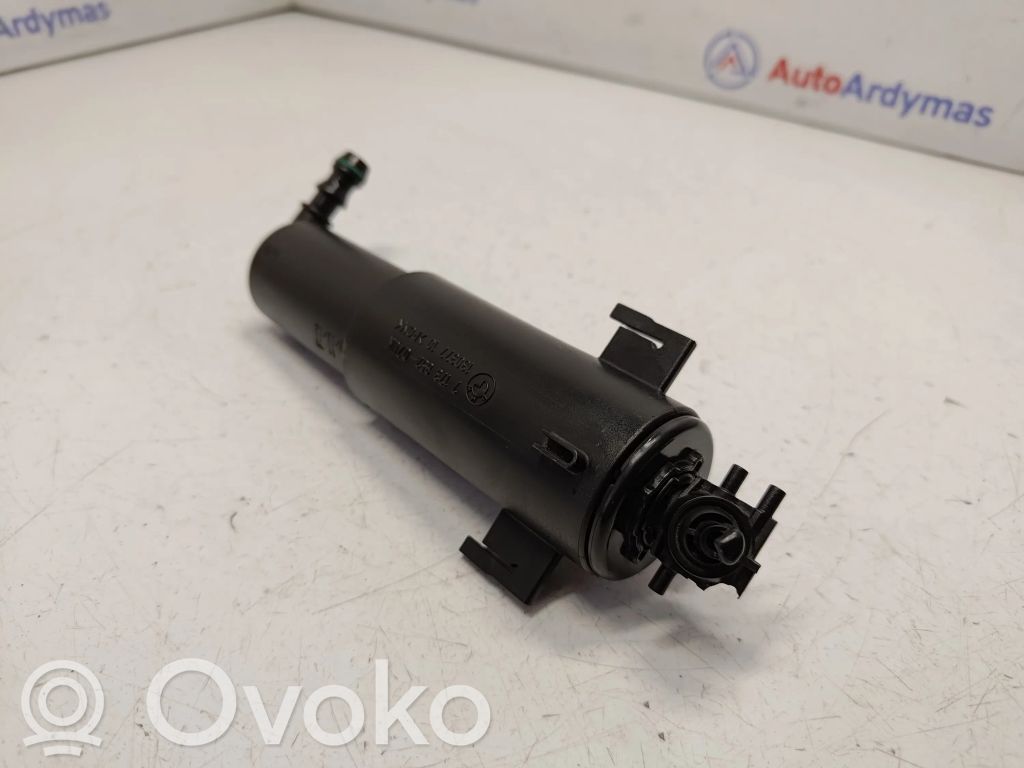 BMW X5 E70 Headlight washer spray nozzle 
