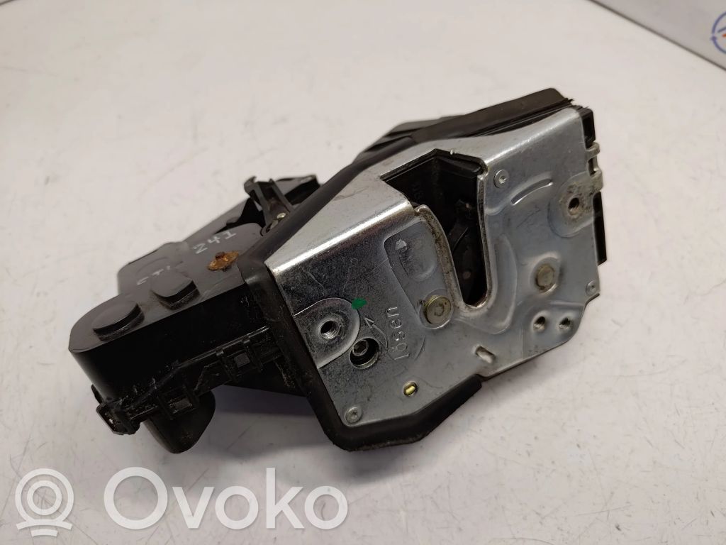 BMW 3 E46 Priekšpusē slēdzene 