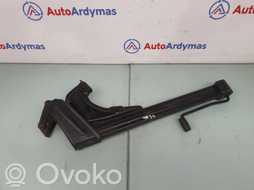 BMW 5 E34 Lift Jack 