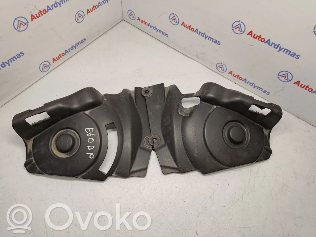 BMW 5 E60 E61 Otros repuestos del compartimento del motor 