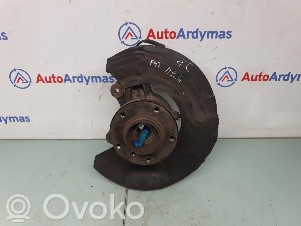 BMW 3 E92 E93 Front wheel hub spindle knuckle 
