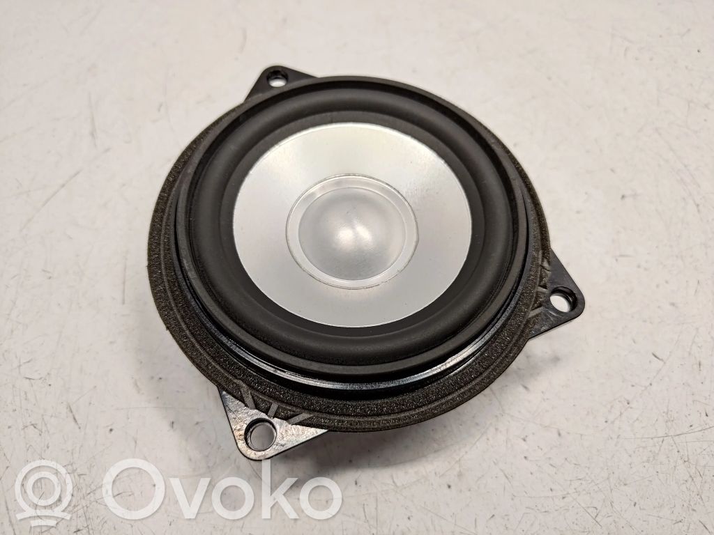 BMW 3 E92 E93 Takaoven kaiutin 