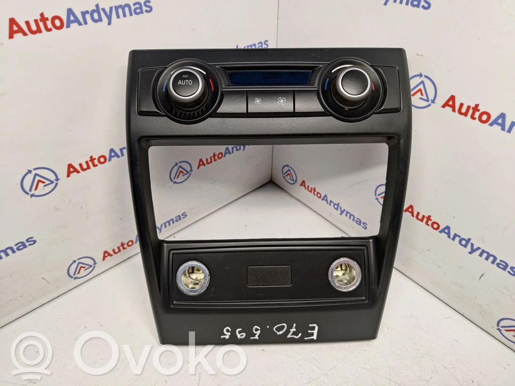BMW X5 E70 Climate control unit 