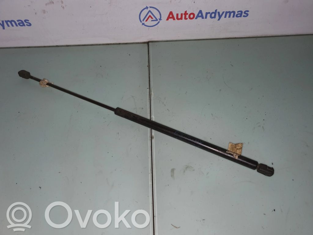 BMW 3 E30 Tailgate/trunk strut/damper 