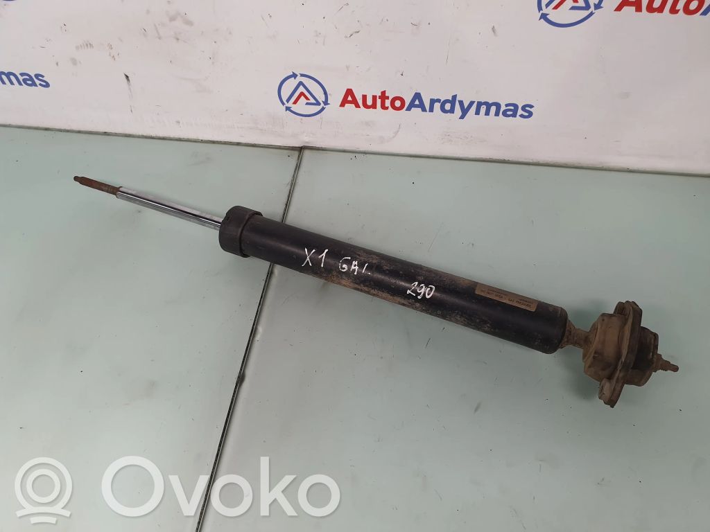 BMW X1 E84 Aizmugurē amortizators 
