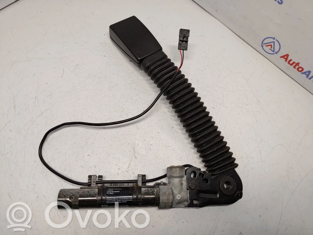 BMW 5 E60 E61 Sagtis diržo priekinė 