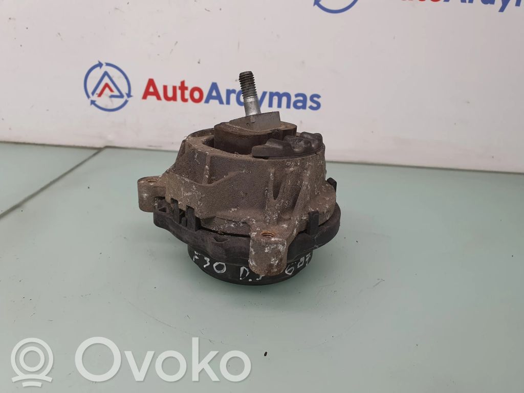 BMW 1 F20 F21 Dzinēja spilvens 