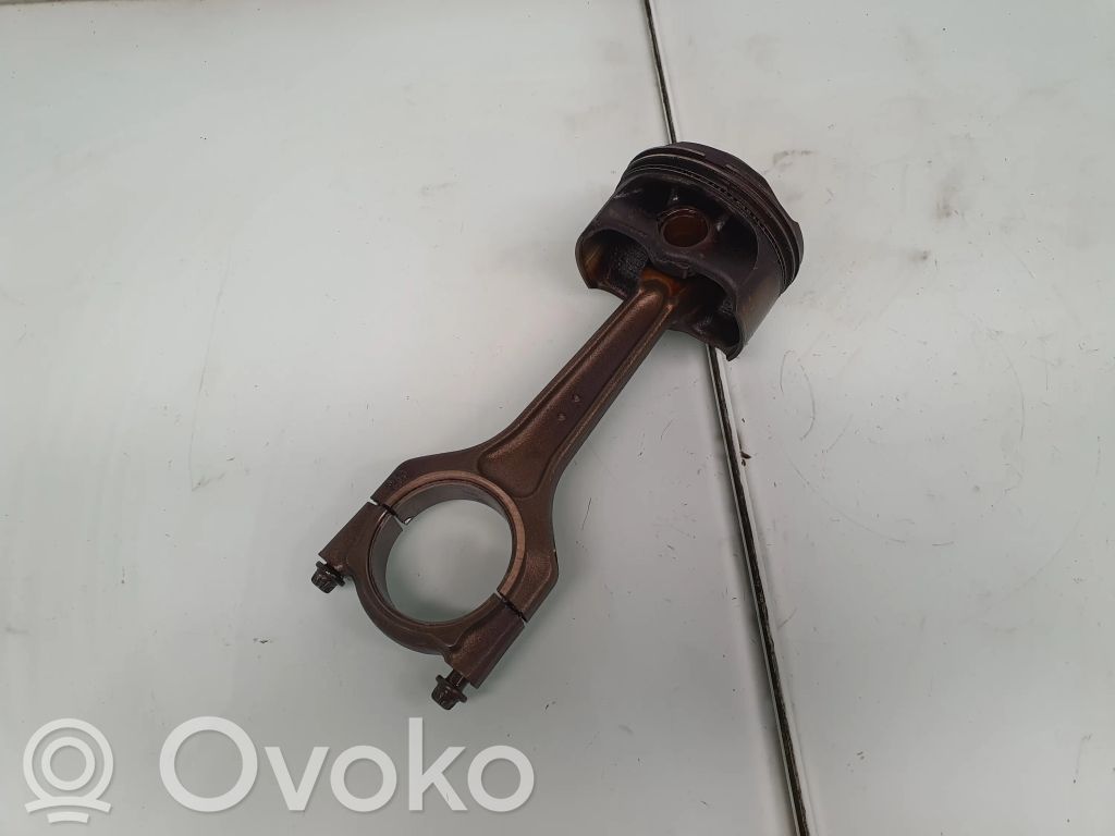 BMW 5 E60 E61 Piston avec bielle 