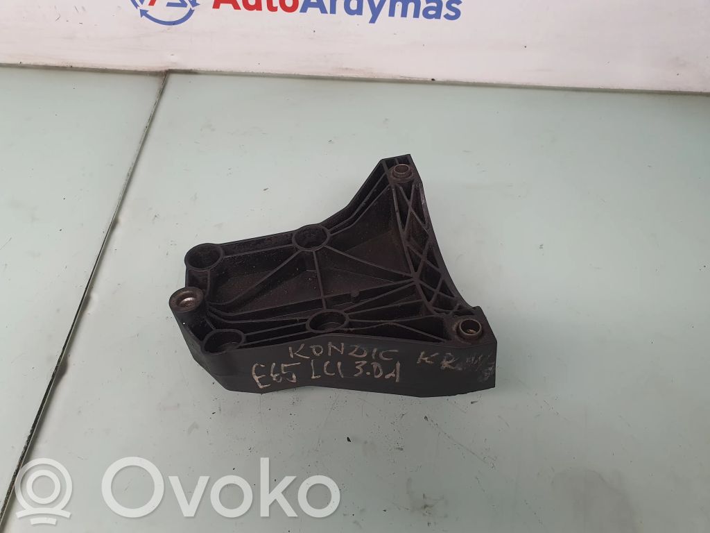 BMW 5 E60 E61 A/C-kompressorin kannatin 