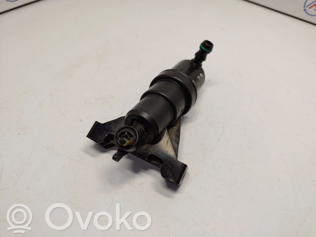 BMW 7 E65 E66 Headlight washer spray nozzle 