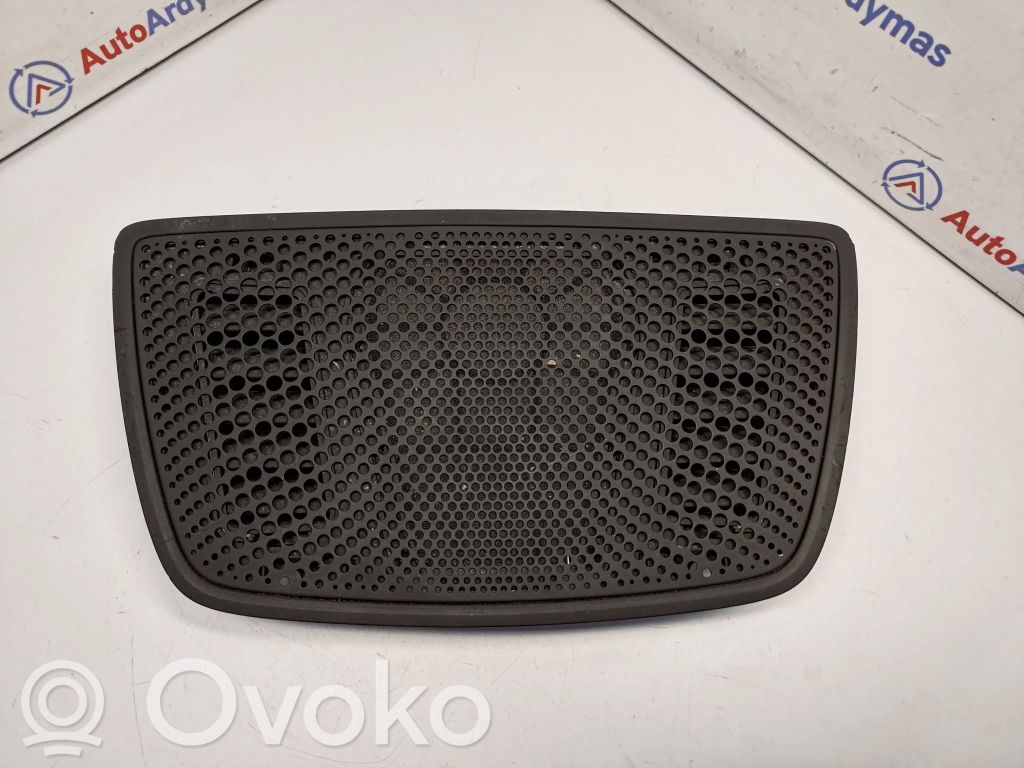 Maskownica centralnego głośnika deski rozdzielczej   9345348,51459345348