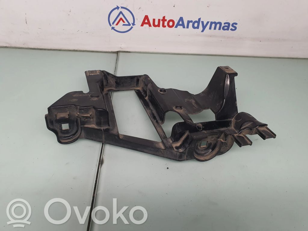 BMW X5 E53 Halterung Scheinwerfer 