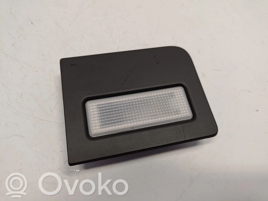 Luz interior del maletero   51496954737,51497172137