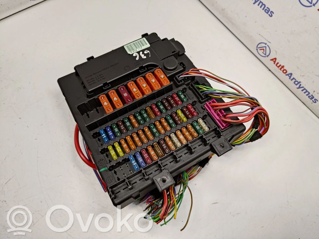 BMW Z4 E85 E86 Fuse module 
