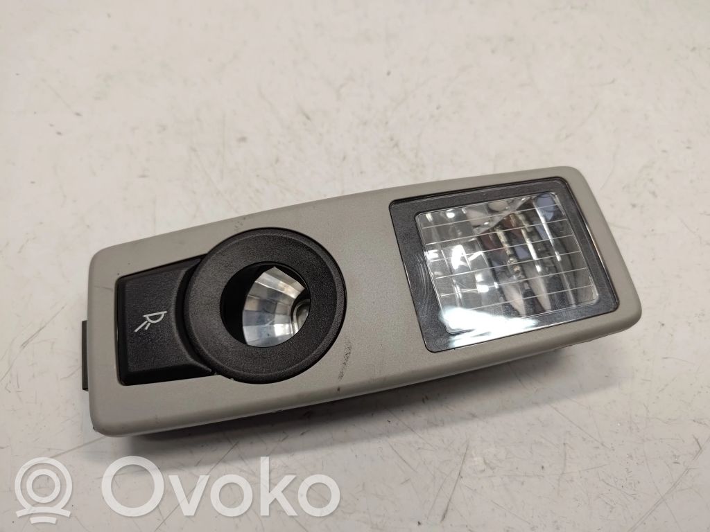 BMW X5 E70 Lampka podsufitki tylna 