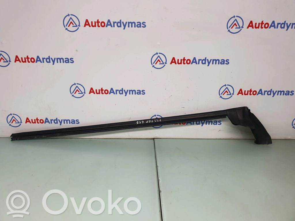 BMW 3 E92 E93 Kita priekinių durų apdailos detalė 