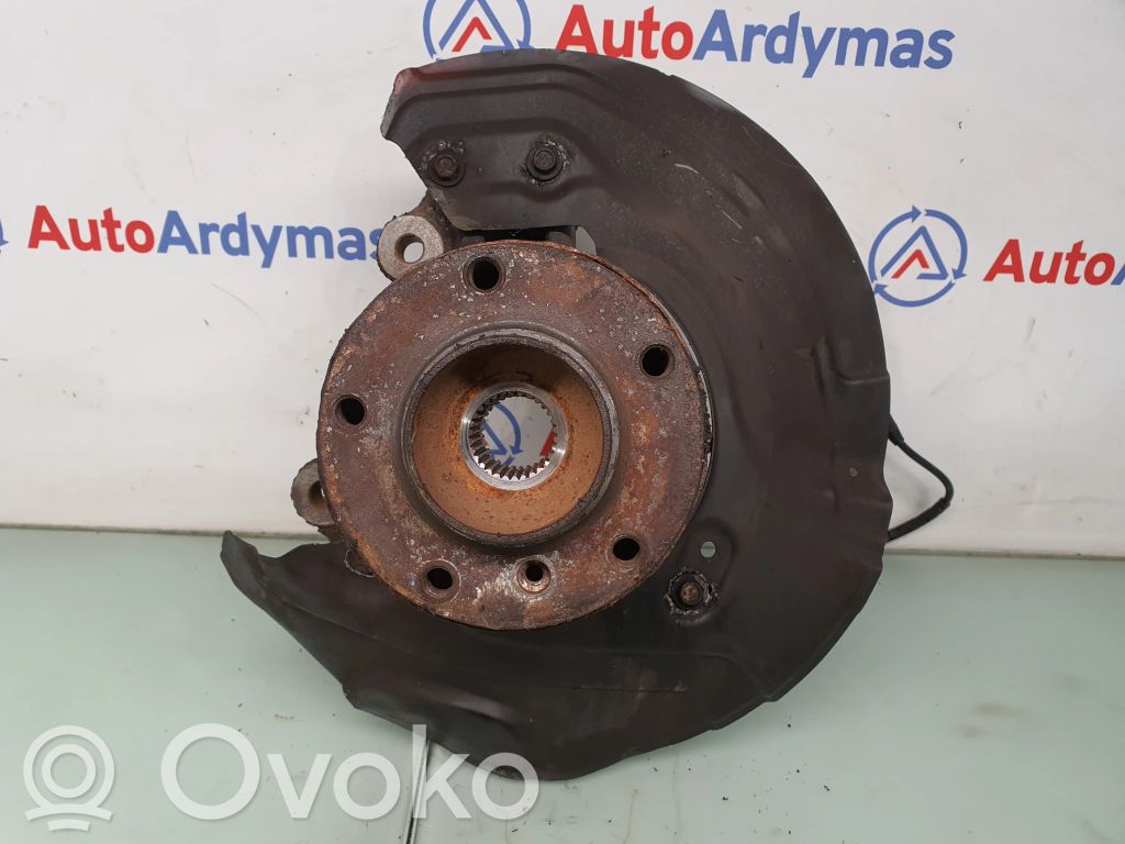 BMW 3 E92 E93 Front wheel hub spindle knuckle 
