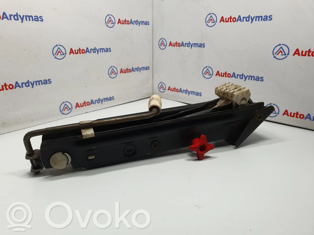 BMW 7 E65 E66 Lift Jack 