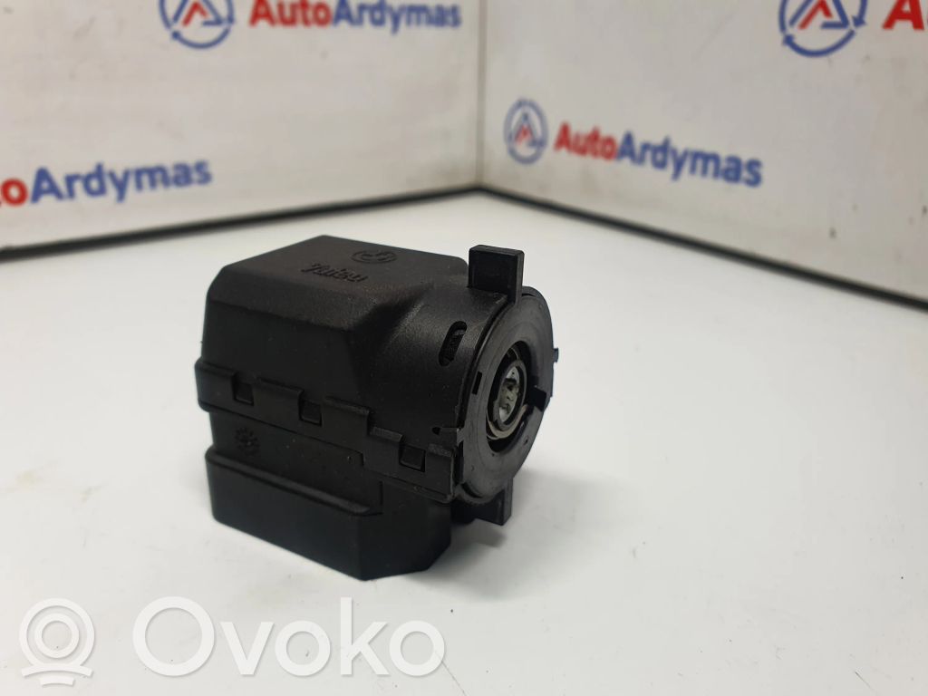 BMW X5 E53 Virtalukon kytkin 