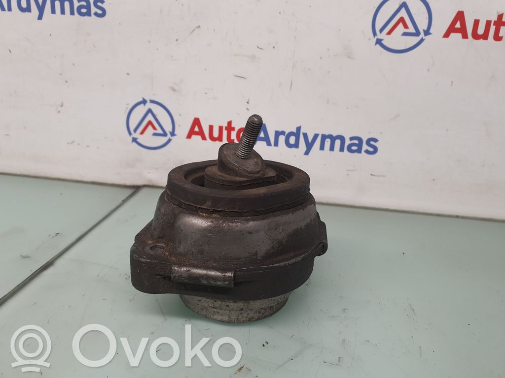 BMW X5 E53 Engine mount bracket 
