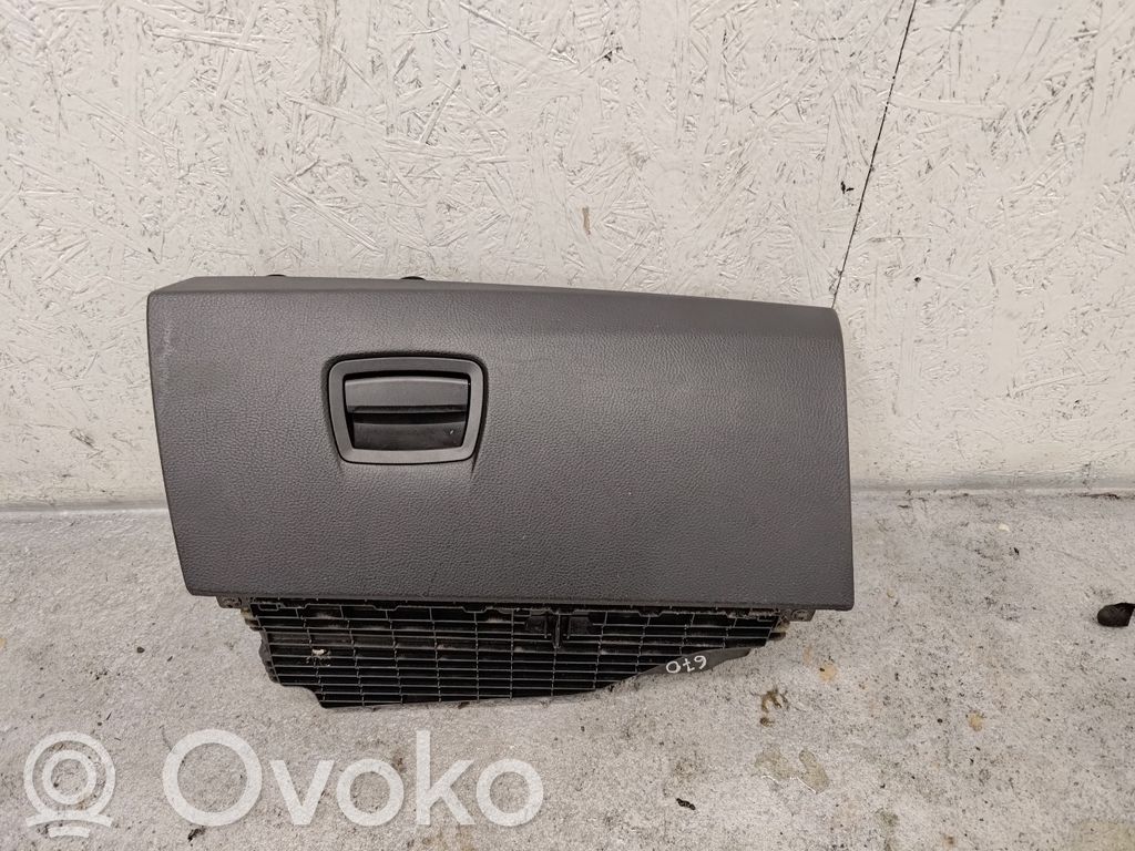 BMW 5 F10 F11 Schowek deski rozdzielczej 